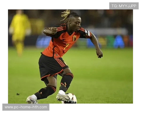 卢卡库弧线抽射几乎贴柱而过，比利时锋线持续发威——硬核训练背后的温柔力量