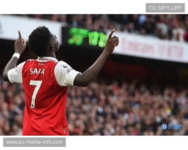 萨卡低平球传中助攻队友破门